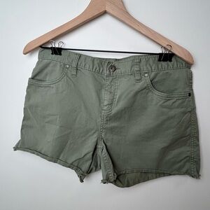 Carve Designs Cutoff Shorts Women’s 8 Green Olive Casual Summer Cotton Blend